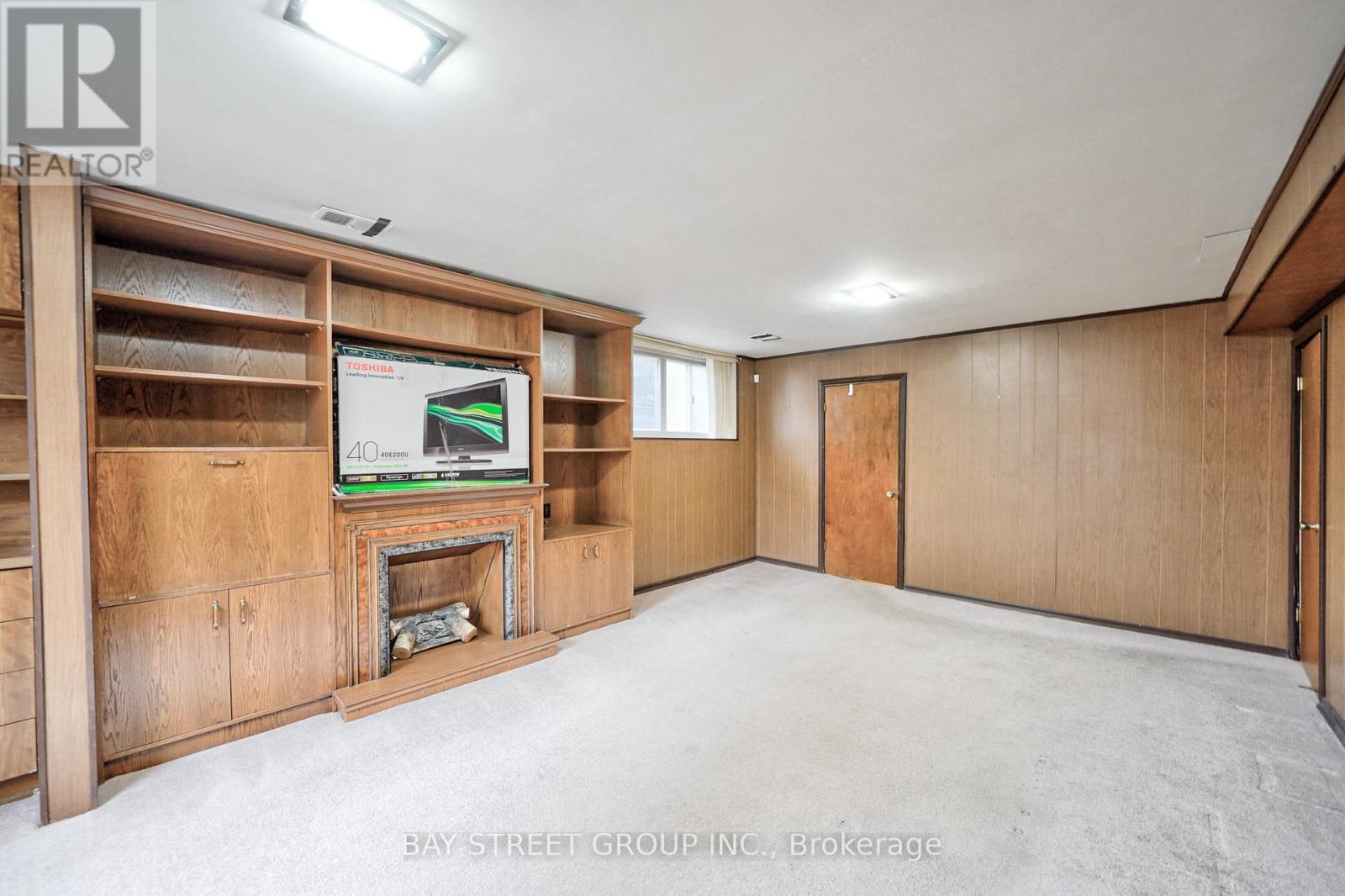 5 COTTONWOOD DRIVE - 25