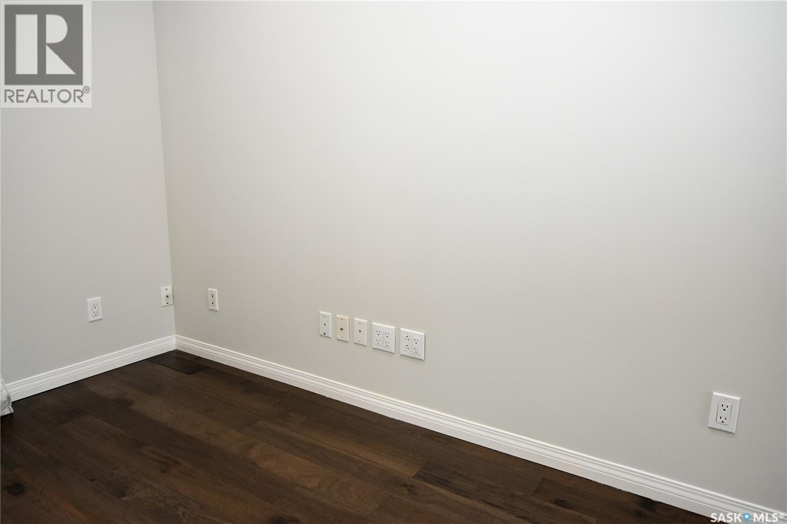 2315 St George AVENUE — photo 11