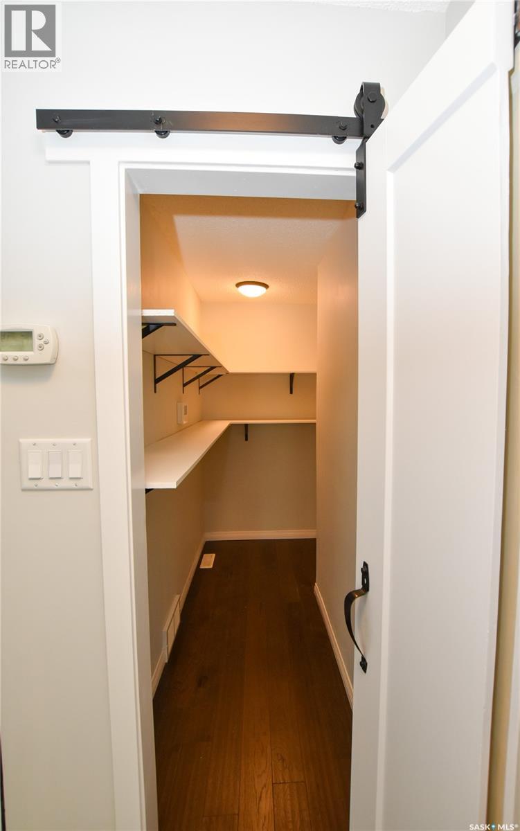 2315 St George AVENUE — photo 12