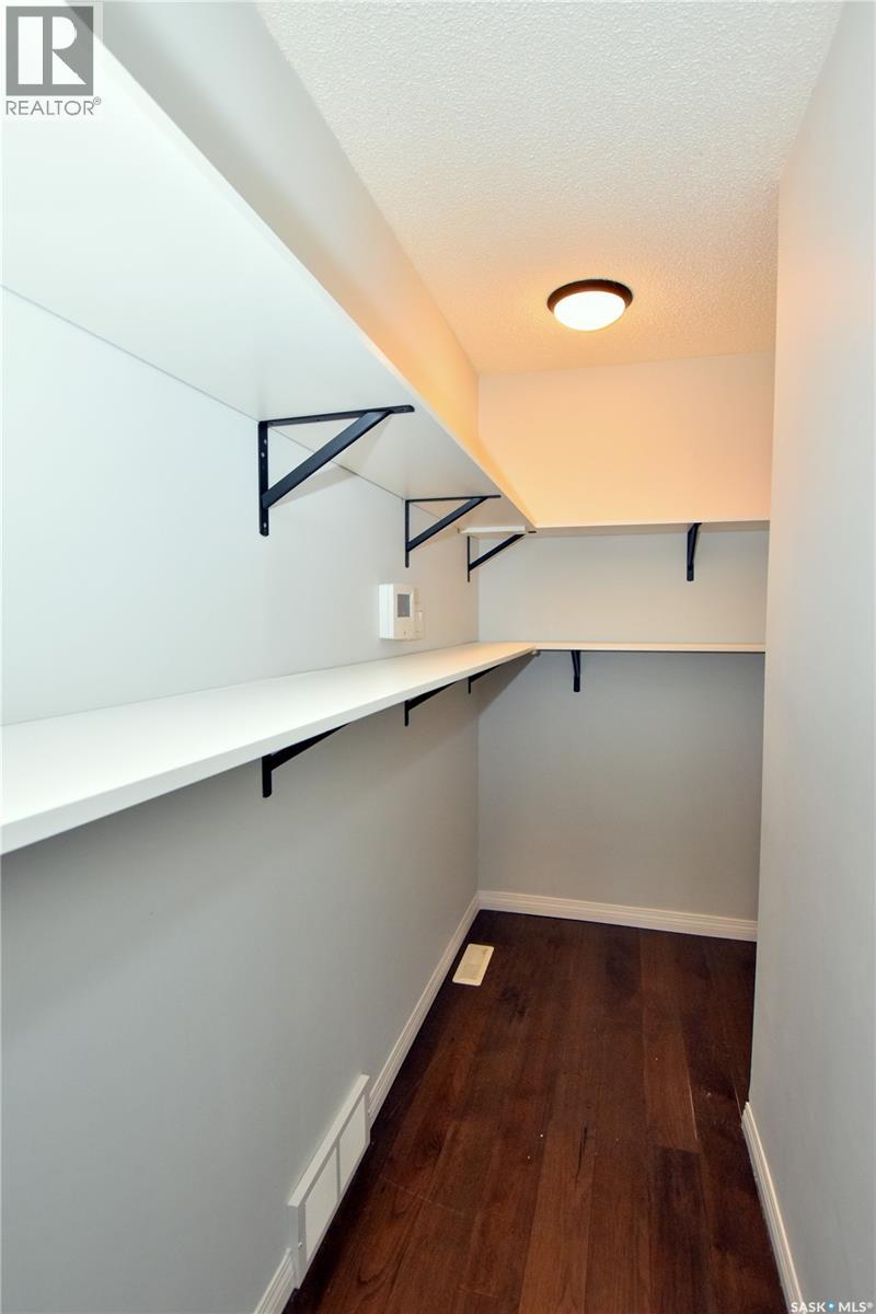 2315 St George AVENUE — photo 13