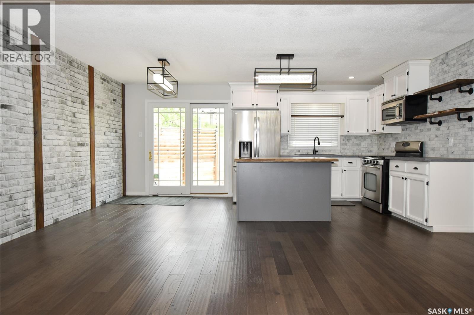 2315 St George AVENUE - photo 5