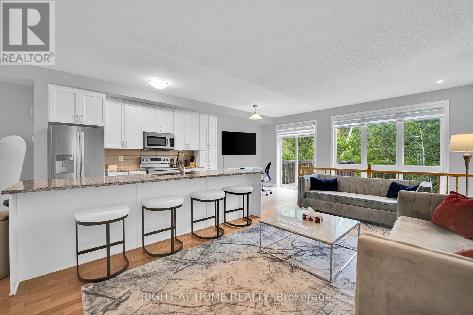 720 DEARBORN - 13