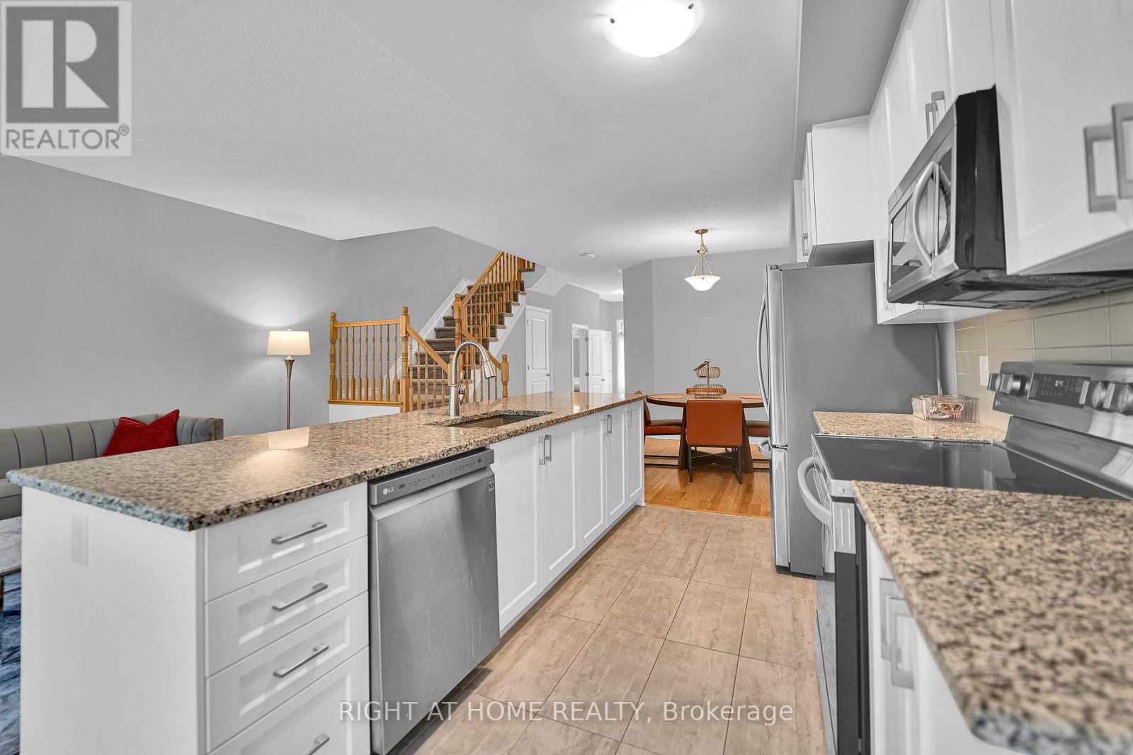 720 DEARBORN - 18