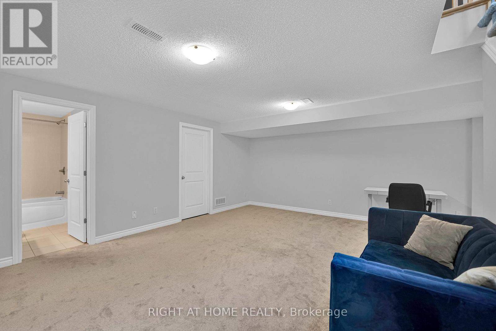 720 DEARBORN - 29
