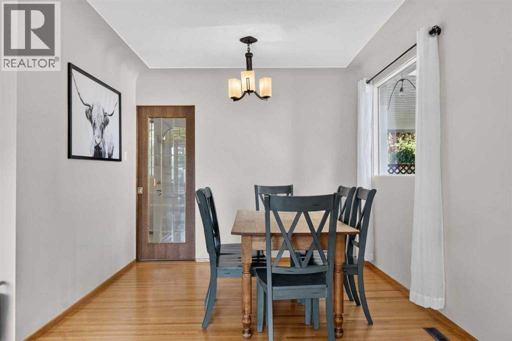 3431 23 Street NW — photo 7