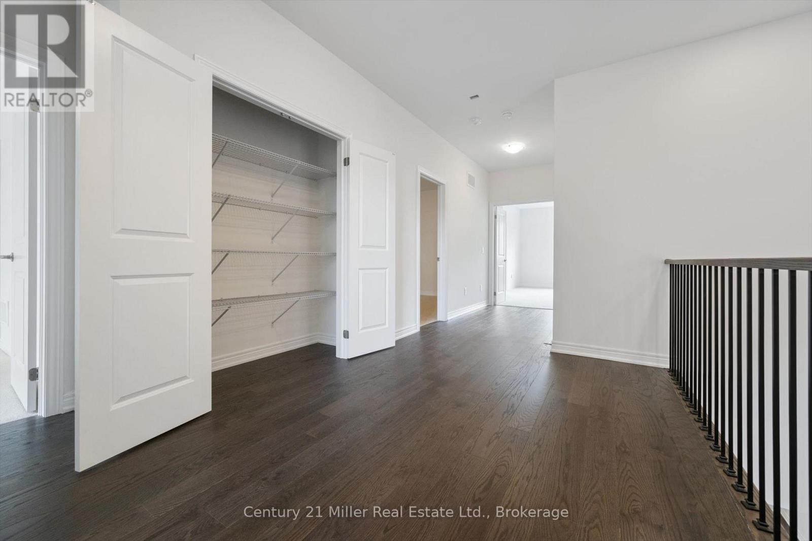 3262 MILLICENT AVENUE - 22