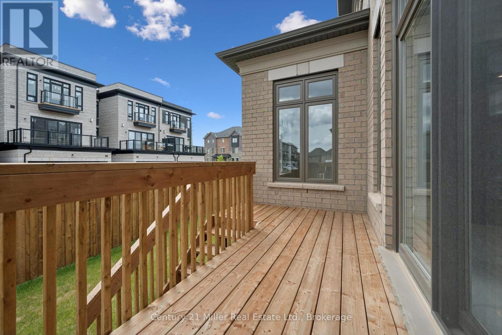 3262 MILLICENT AVENUE - 40