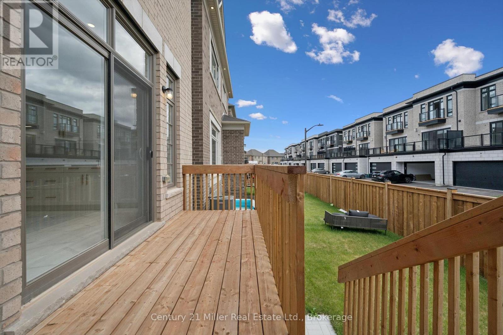 3262 MILLICENT AVENUE - 41