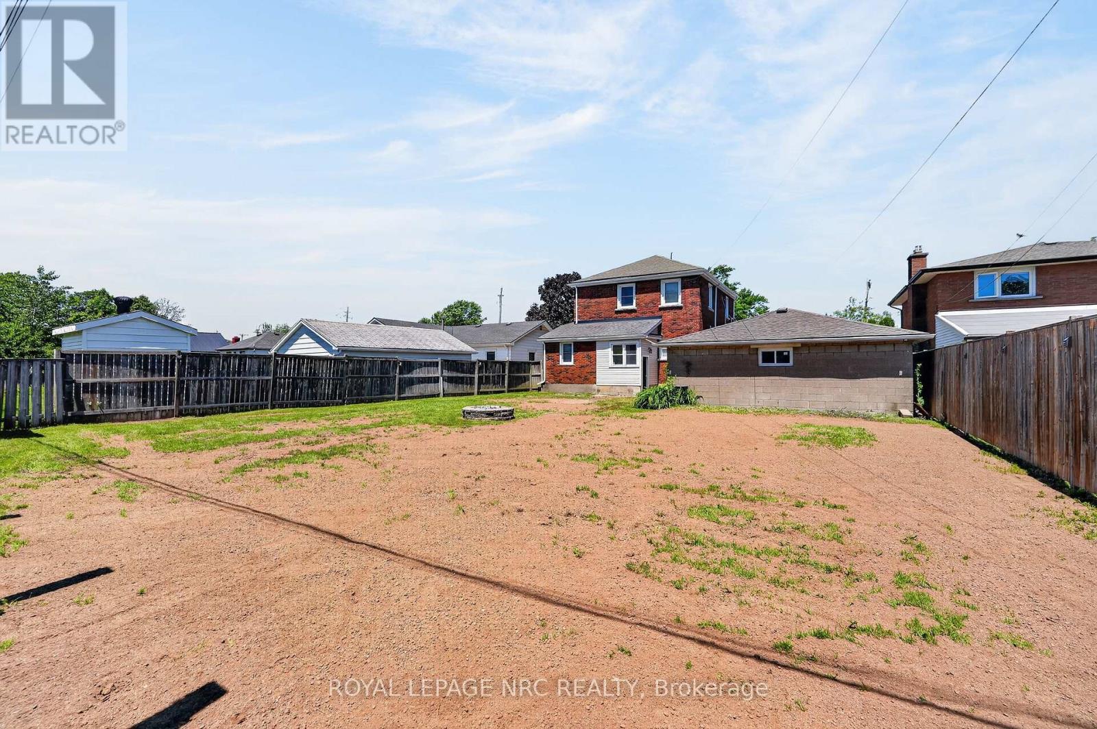 185 CATHERINE STREET - 26