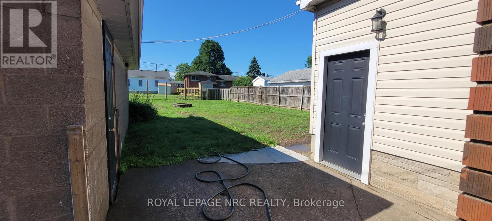 185 CATHERINE STREET - 29