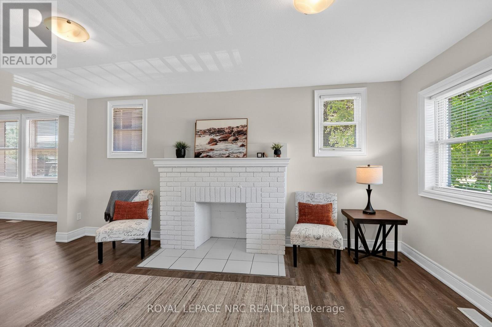 185 CATHERINE STREET - 6