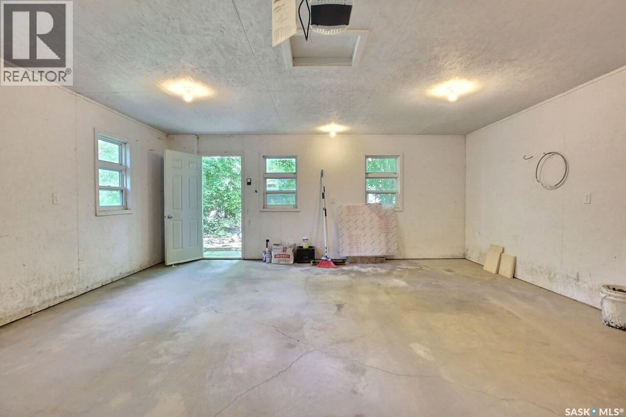 2612 PASQUA STREET — photo 18
