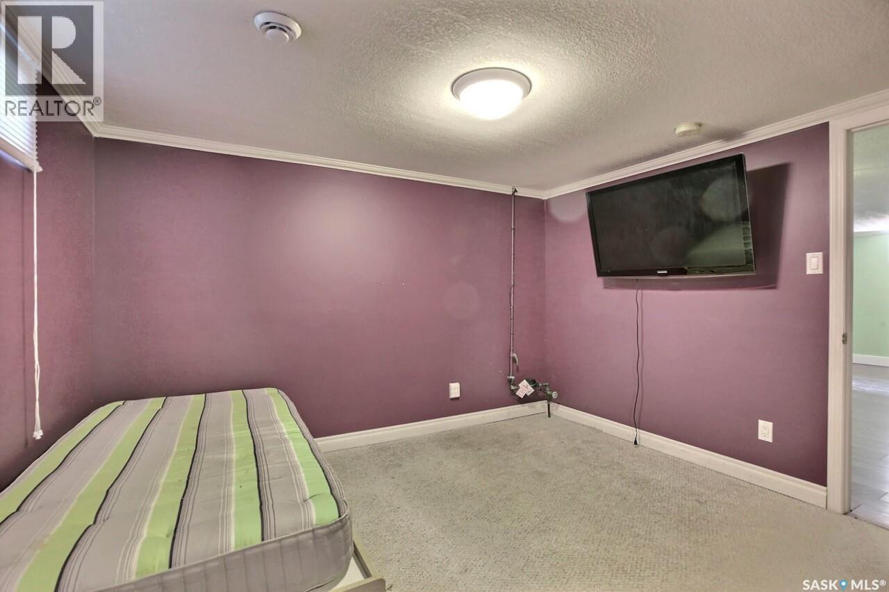 2612 PASQUA STREET — photo 14
