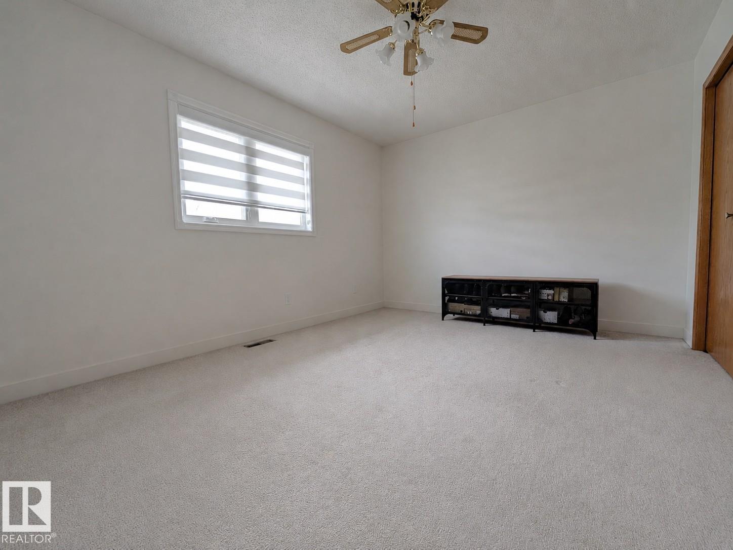 15235 61 ST NW - 12