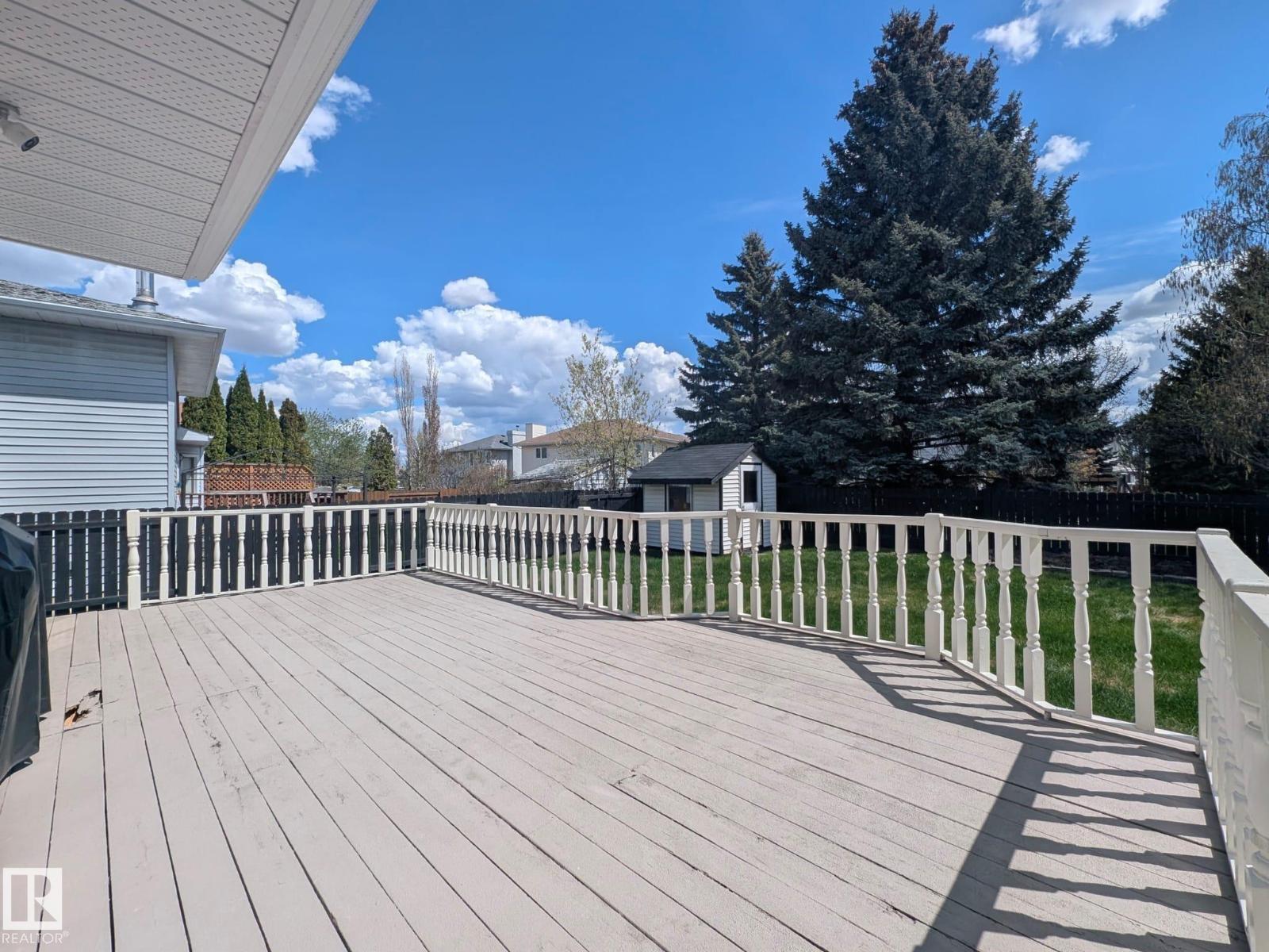 15235 61 ST NW - 34