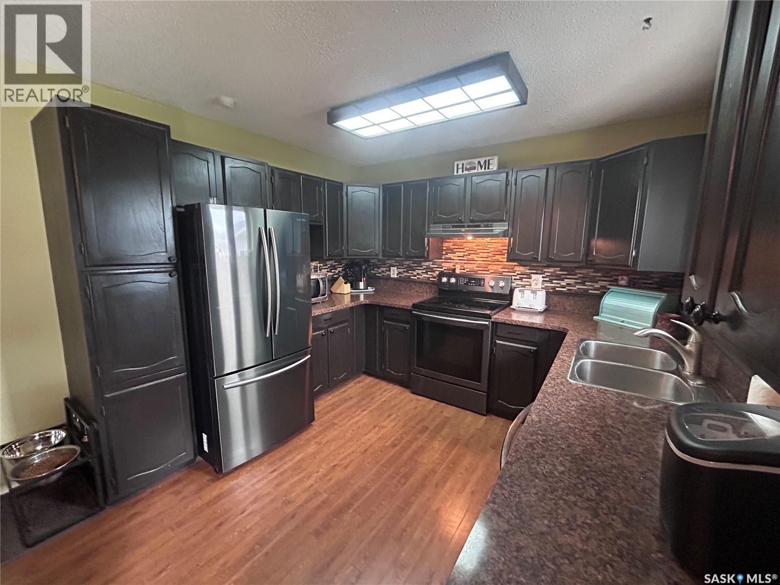 500 WILLOW BAY - 11