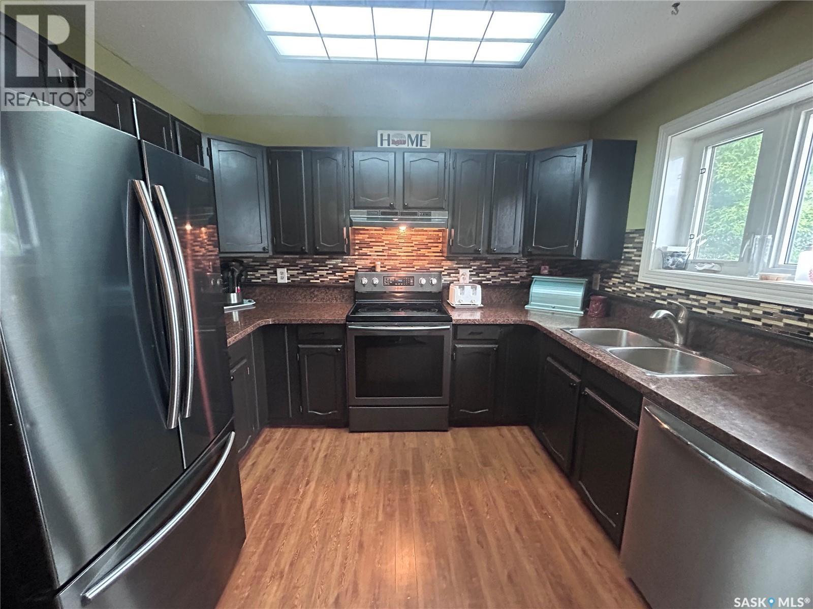 500 WILLOW BAY - 12