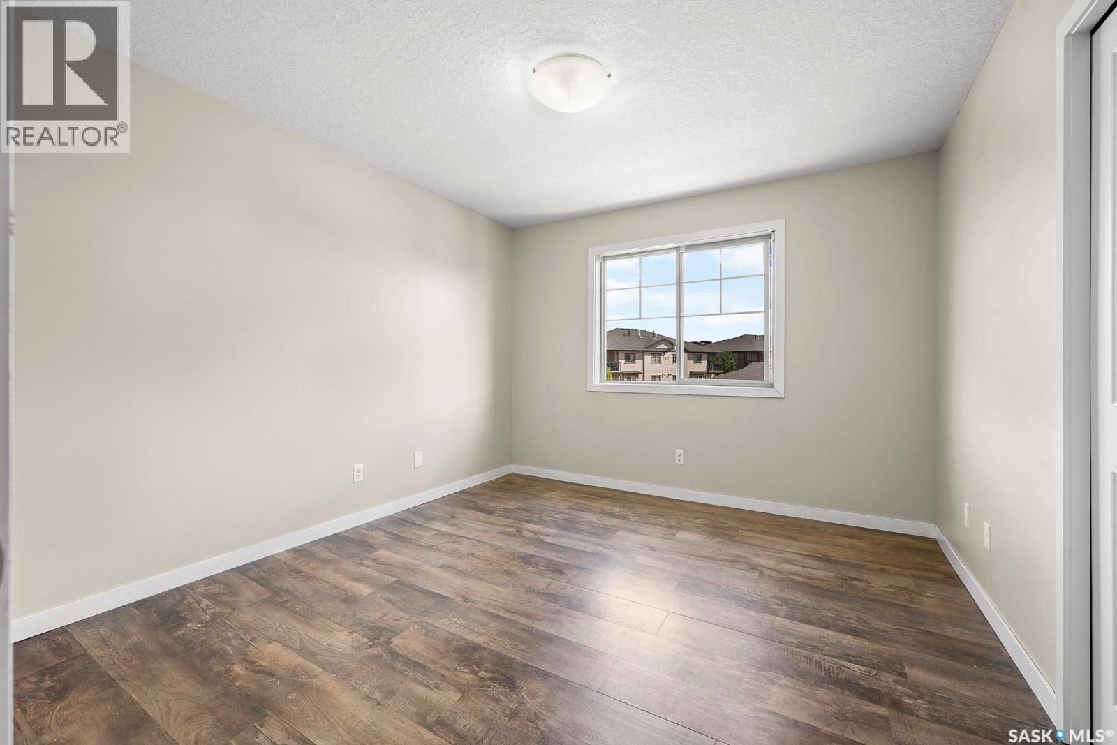 #101 5051 JAMES HILL ROAD - 10