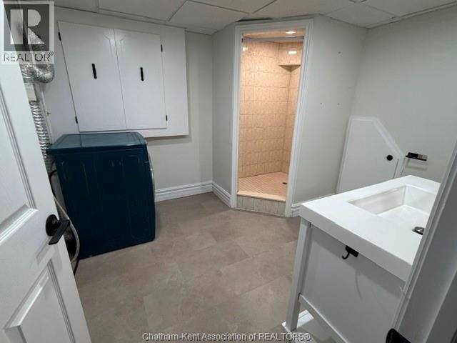 424 Gregory DRIVE - Image 18