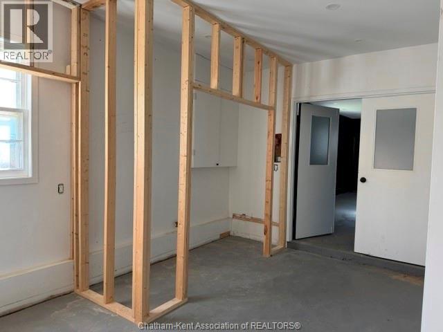 424 Gregory DRIVE - Image 25