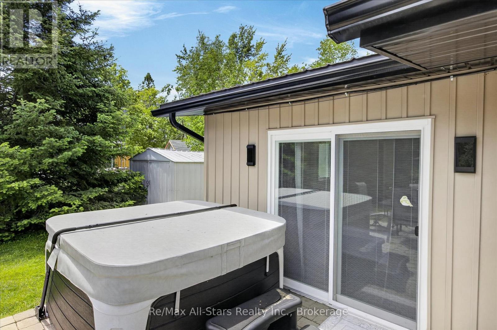 75 CEDARPLANK ROAD - 33