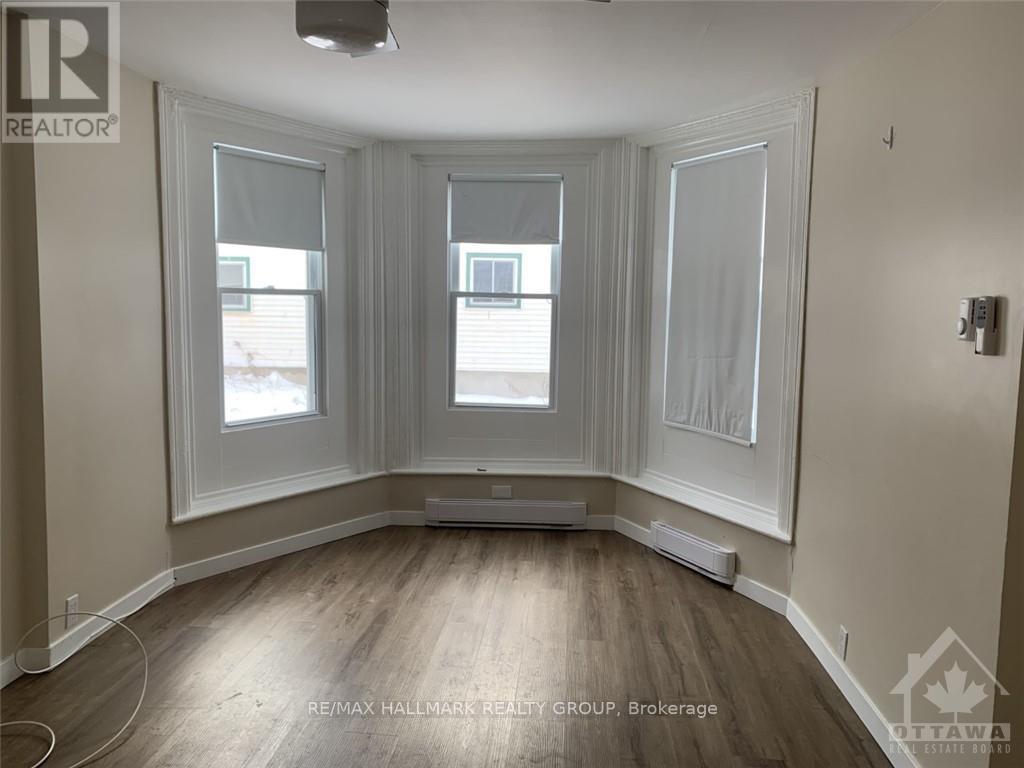 58 HARVEY STREET - 11