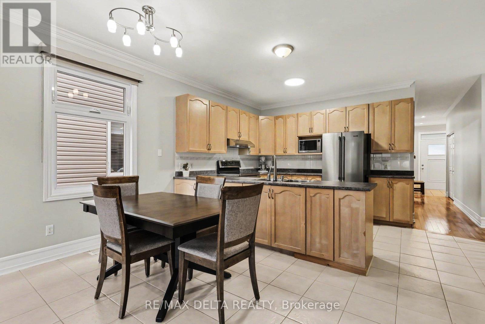 3 Bed, 3 Bath House for Sale in Ottawa – 604 VALIN STREET, Ottawa – MLS# X13465658 - Image 18