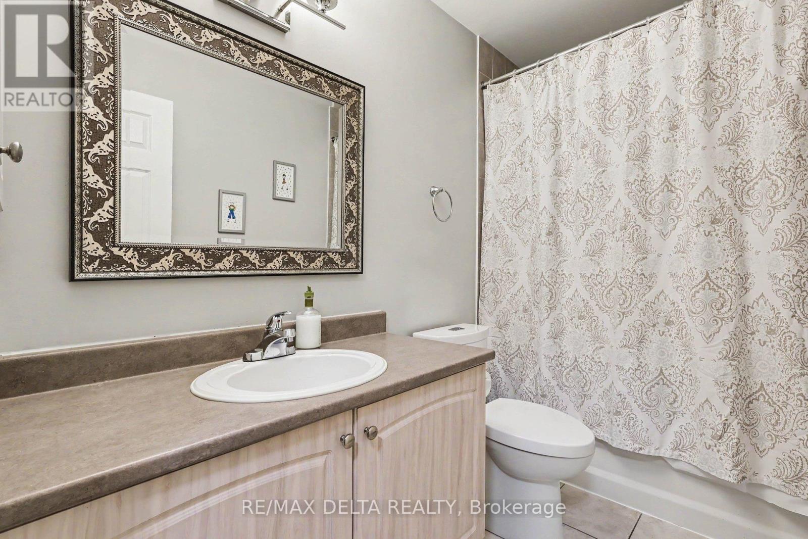 3 Bed, 3 Bath House for Sale in Ottawa – 604 VALIN STREET, Ottawa – MLS# X13465658 - Image 19