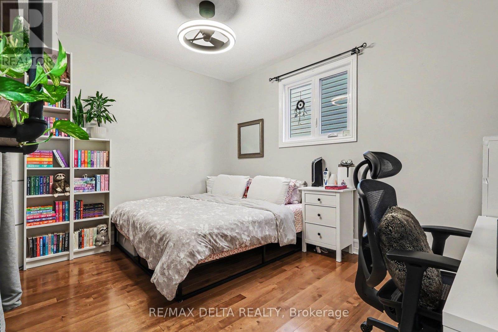 3 Bed, 3 Bath House for Sale in Ottawa – 604 VALIN STREET, Ottawa – MLS# X13465658 - Image 20