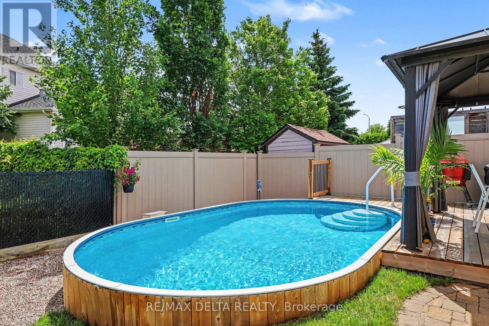 3 Bed, 3 Bath House for Sale in Ottawa – 604 VALIN STREET, Ottawa – MLS# X13465658 - Image 39