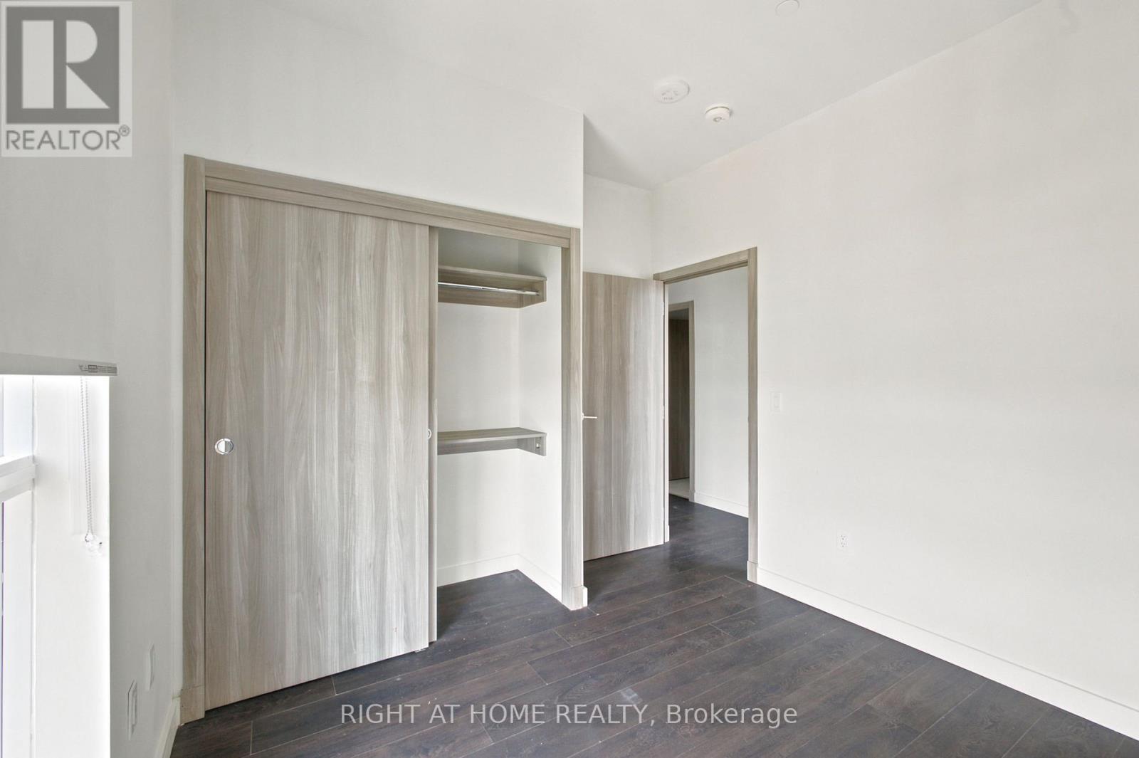 #2107 25 MCMAHON DRIVE - 15