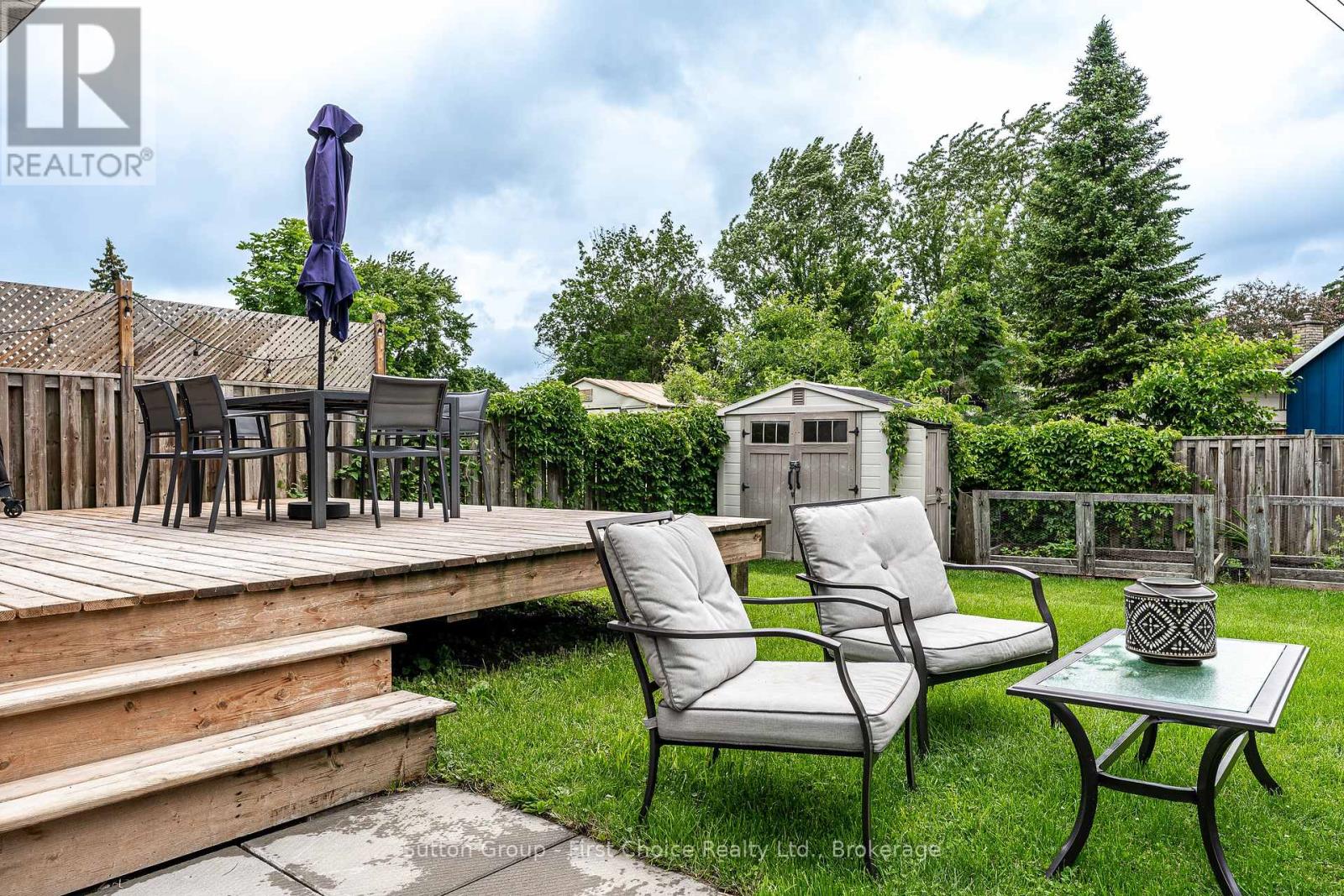 112 KATHRYN CRESCENT - 45