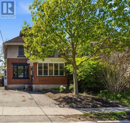 693 QUEENS AVENUE - 3