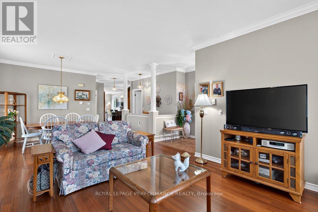 2 Bed, 2 Bath House for Sale in Ottawa – 997 ADA BARRINGTON PRIVATE, Ottawa – MLS# X13462640 - Image 14