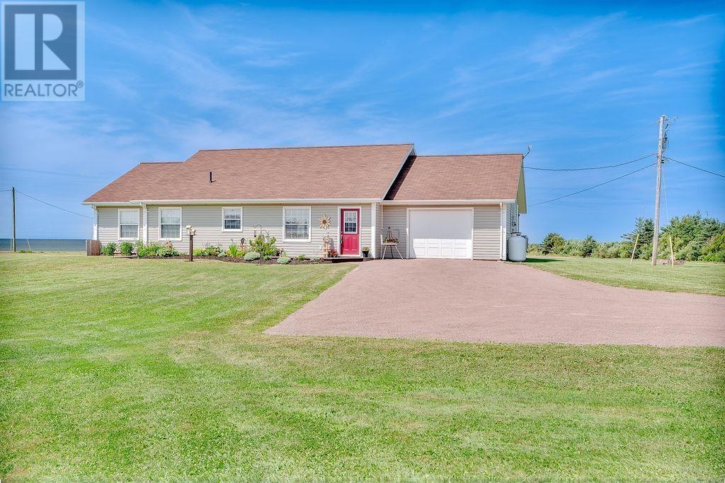 113 AYLWARD Way - 1