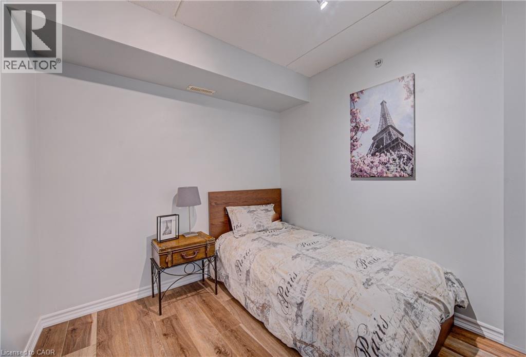 #106 1490 BISHOPS Gate - Image 15