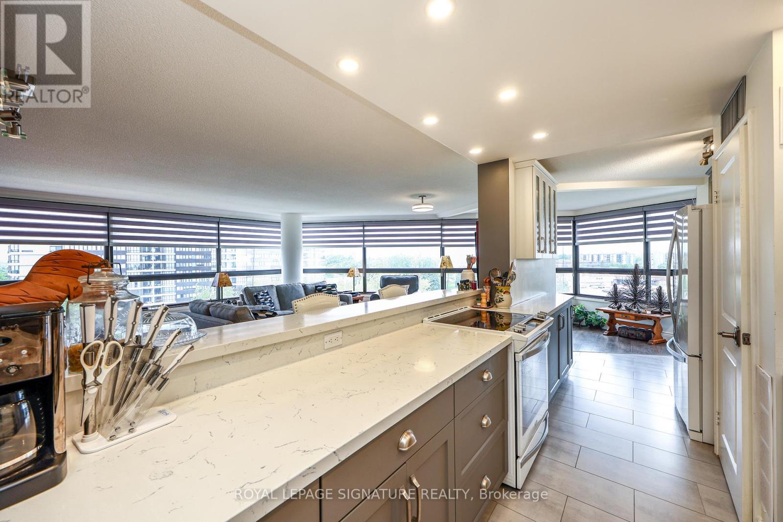 #907 1300 BLOOR STREET - 10