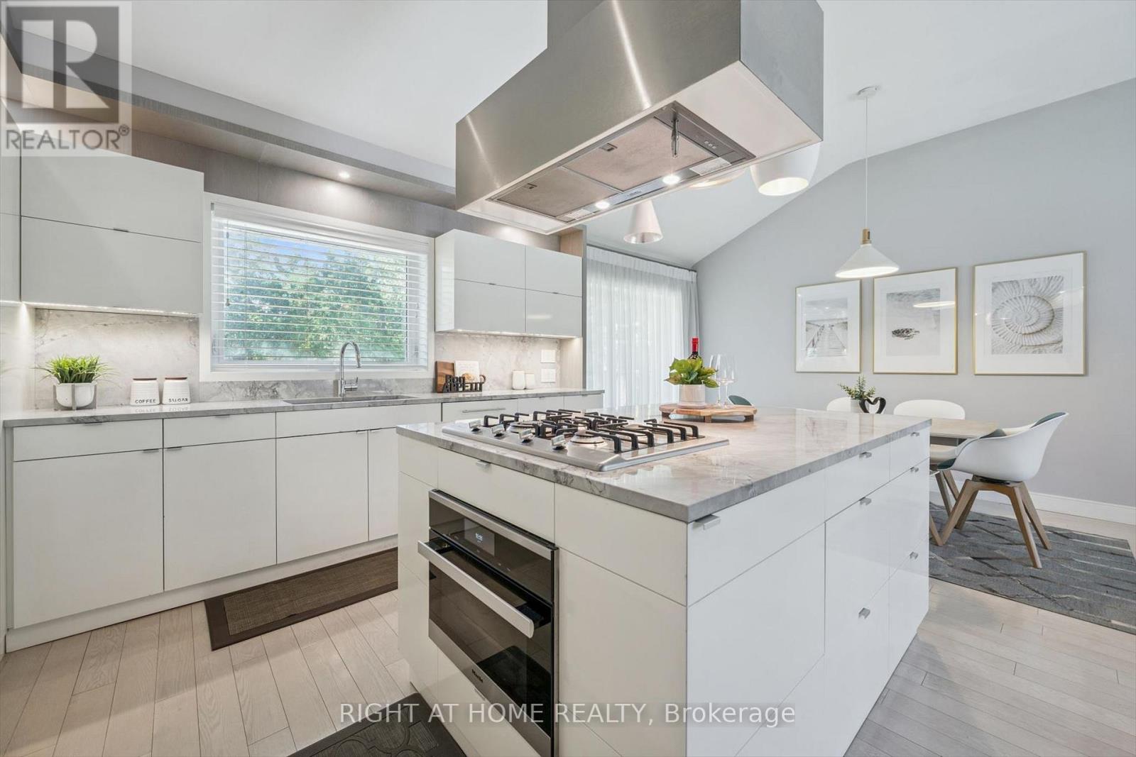 2486 EDENHURST DRIVE - 12