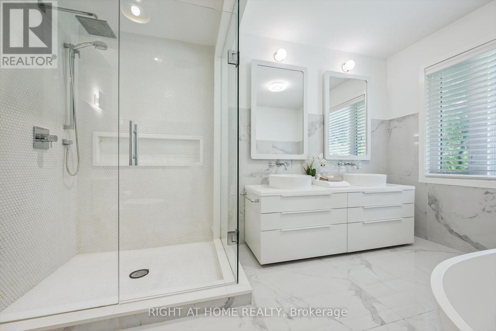 2486 EDENHURST DRIVE - 19