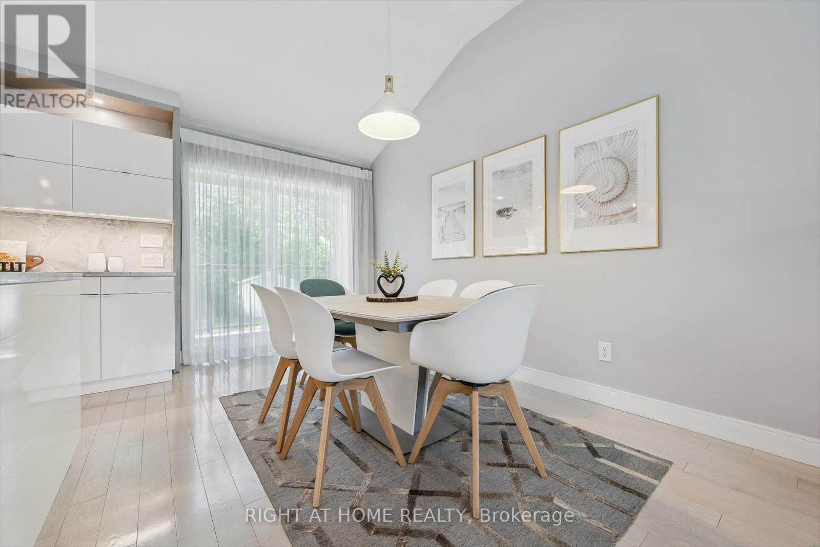 2486 EDENHURST DRIVE - 8