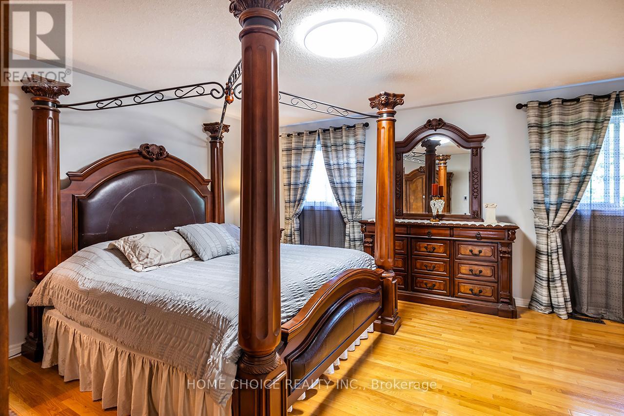 87 BECKETT CRESCENT - 24