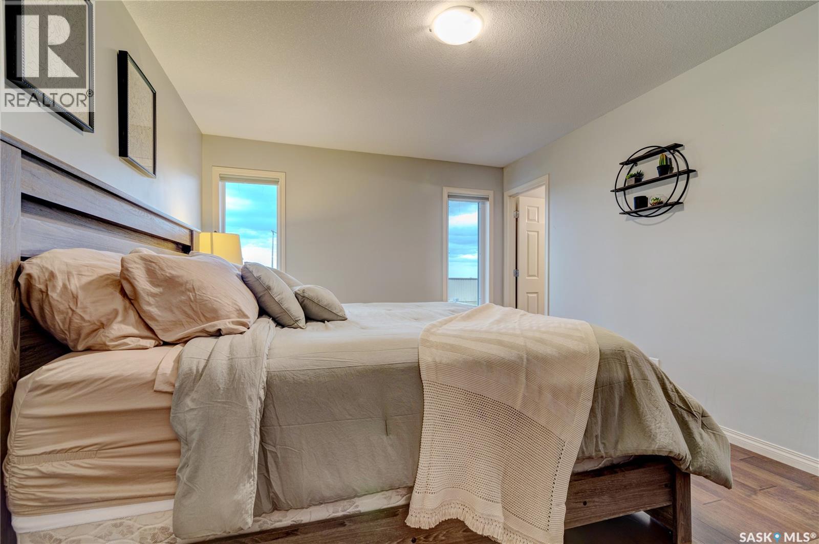 751 Bluebird CRESCENT — photo 14