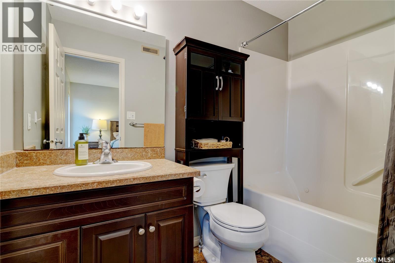 751 Bluebird CRESCENT — photo 18