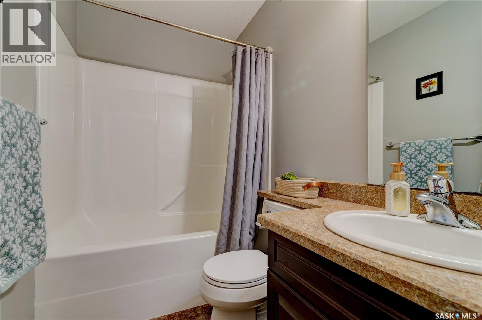 751 Bluebird CRESCENT — photo 22