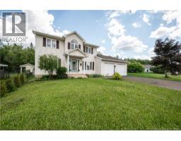 523 Alphee Street, photo 2