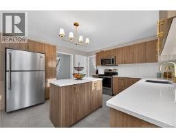 Family room - 523 Alphee Street, Dieppe, NB E1A6W6 Photo 13