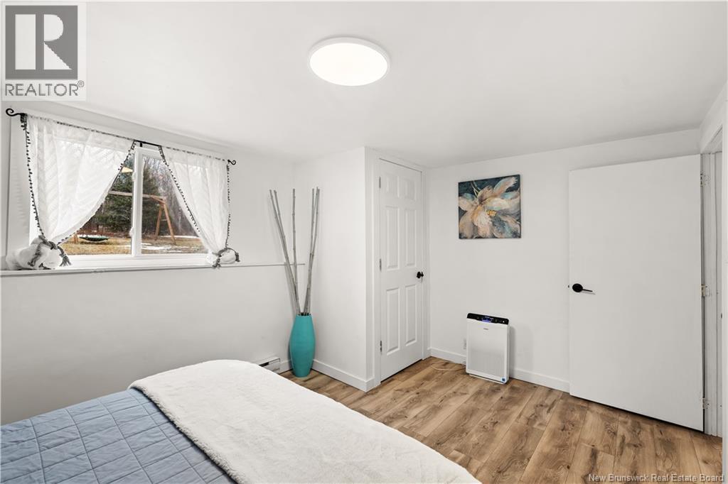 857 MAPLETON Road - 20