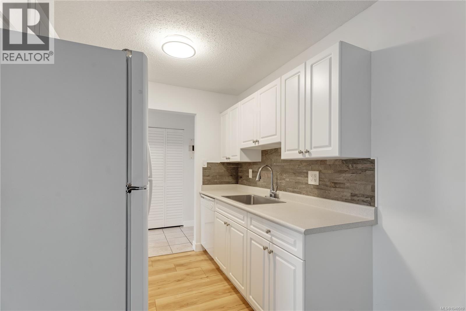 #109 3251 Cowichan Lake Rd - 21