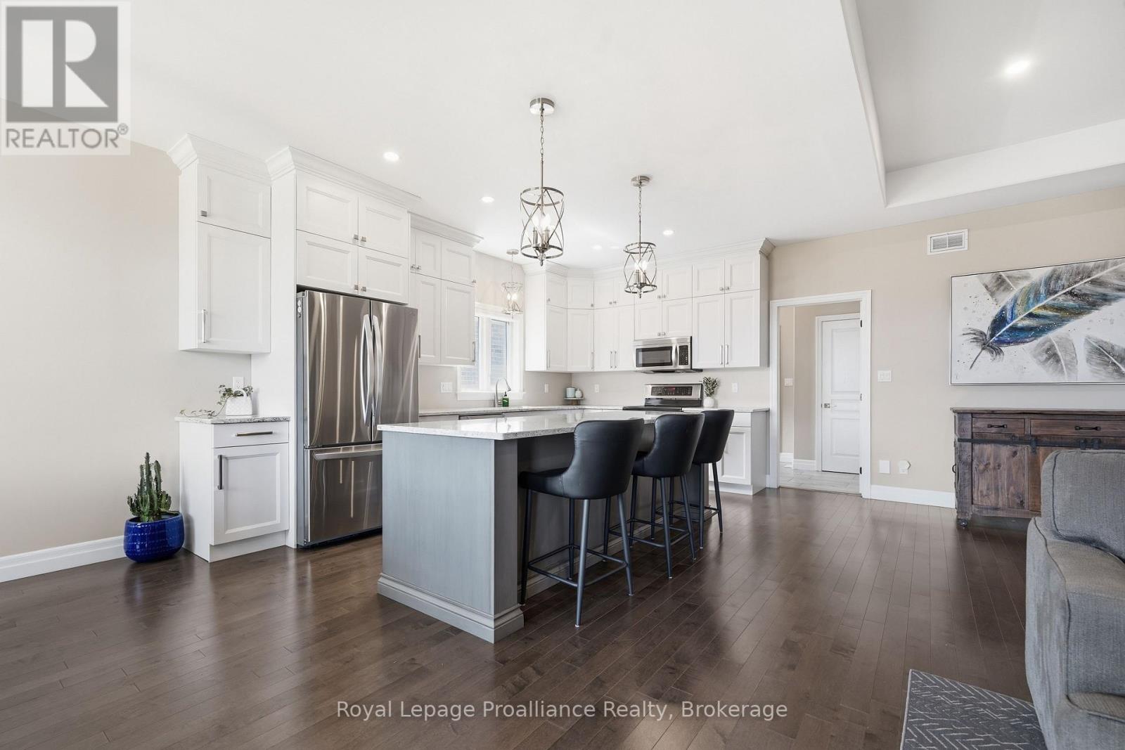 5 BEL AIR CRESCENT - 12