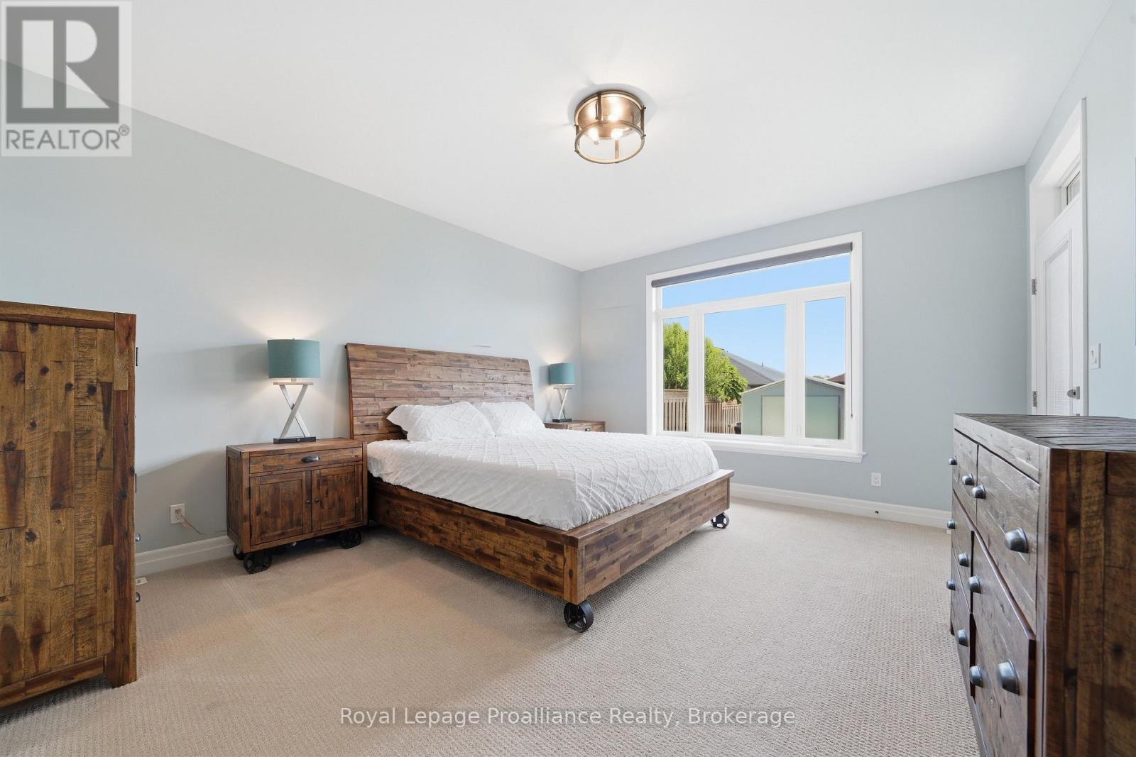 5 BEL AIR CRESCENT - 21